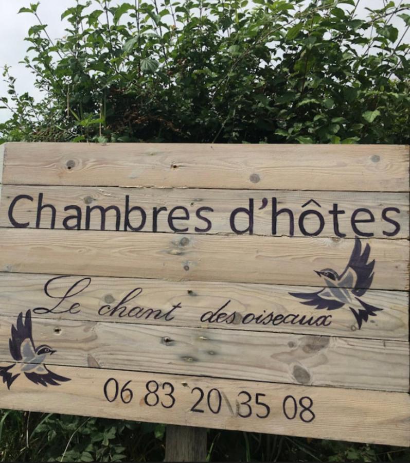 Le Chant Des Oiseaux Viry  Kültér fotó